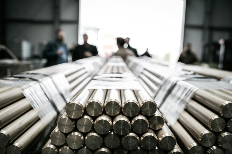 Warum Edelstahl 304 der Industriestandard für Förder- und Verpackungsgeräte ist